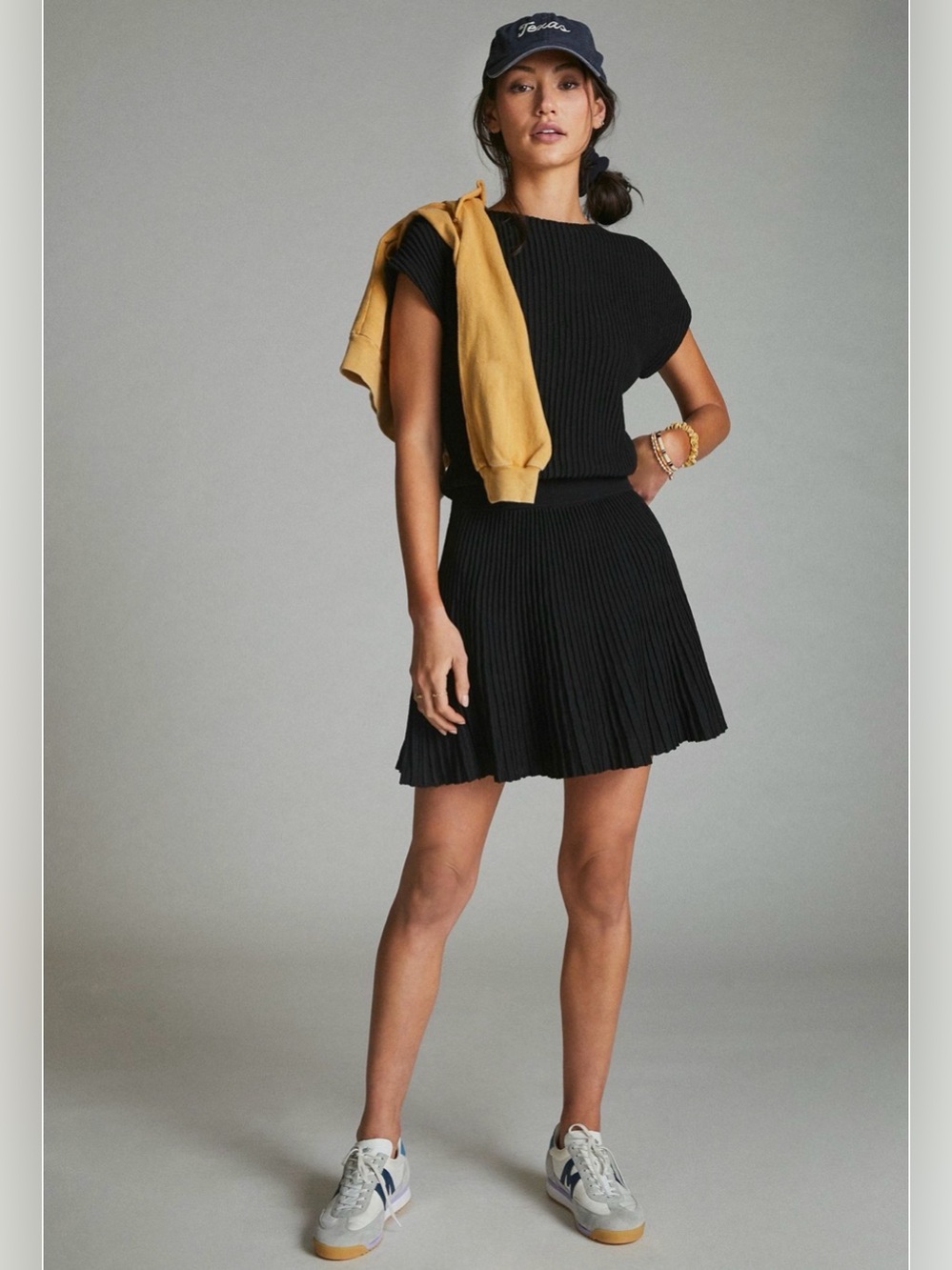 Maeve 
Black Pleated Knit Skirt - Classic Women's Skirt